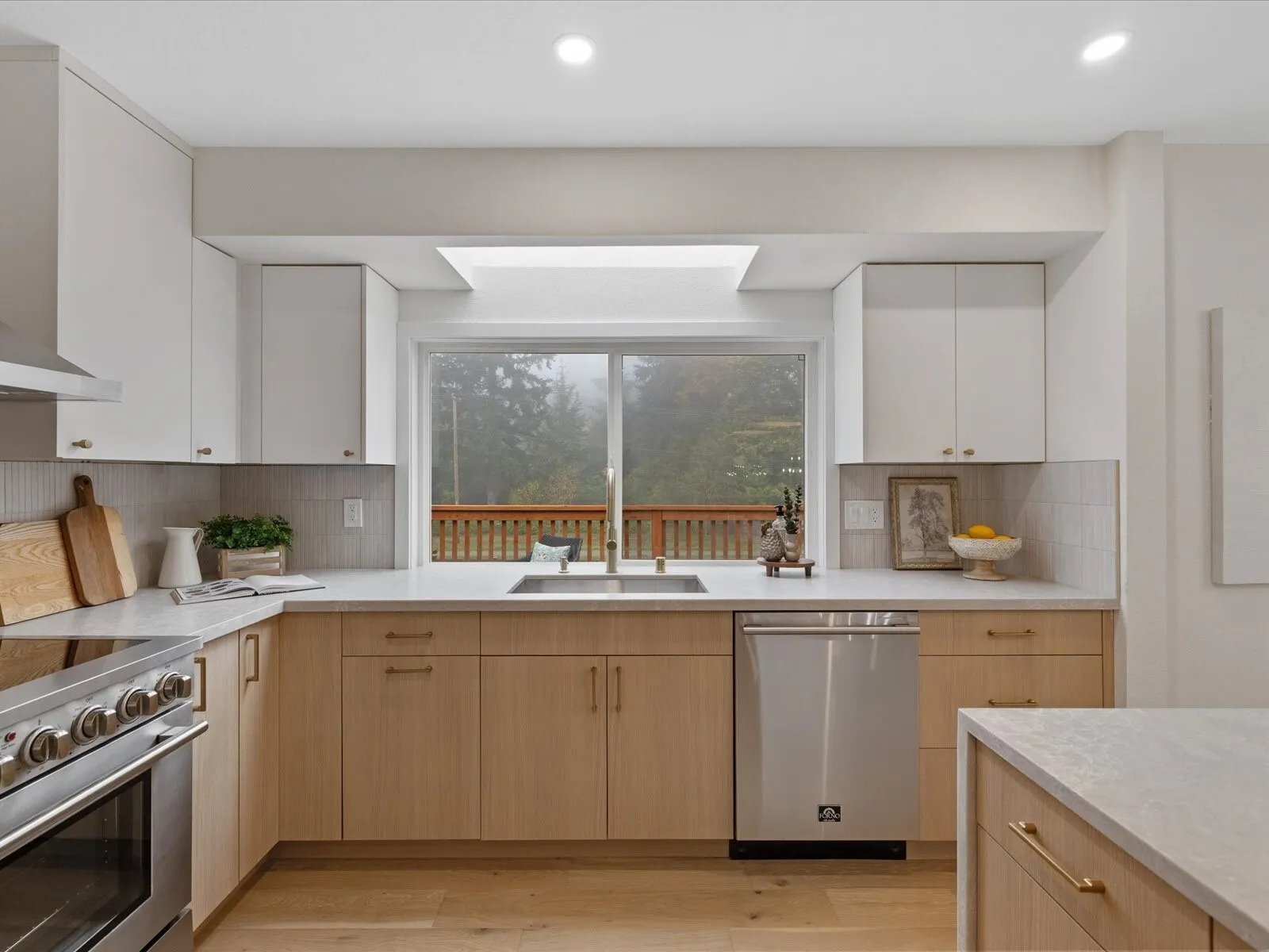 12930 NE 149th St , Woodinville, WA 98072