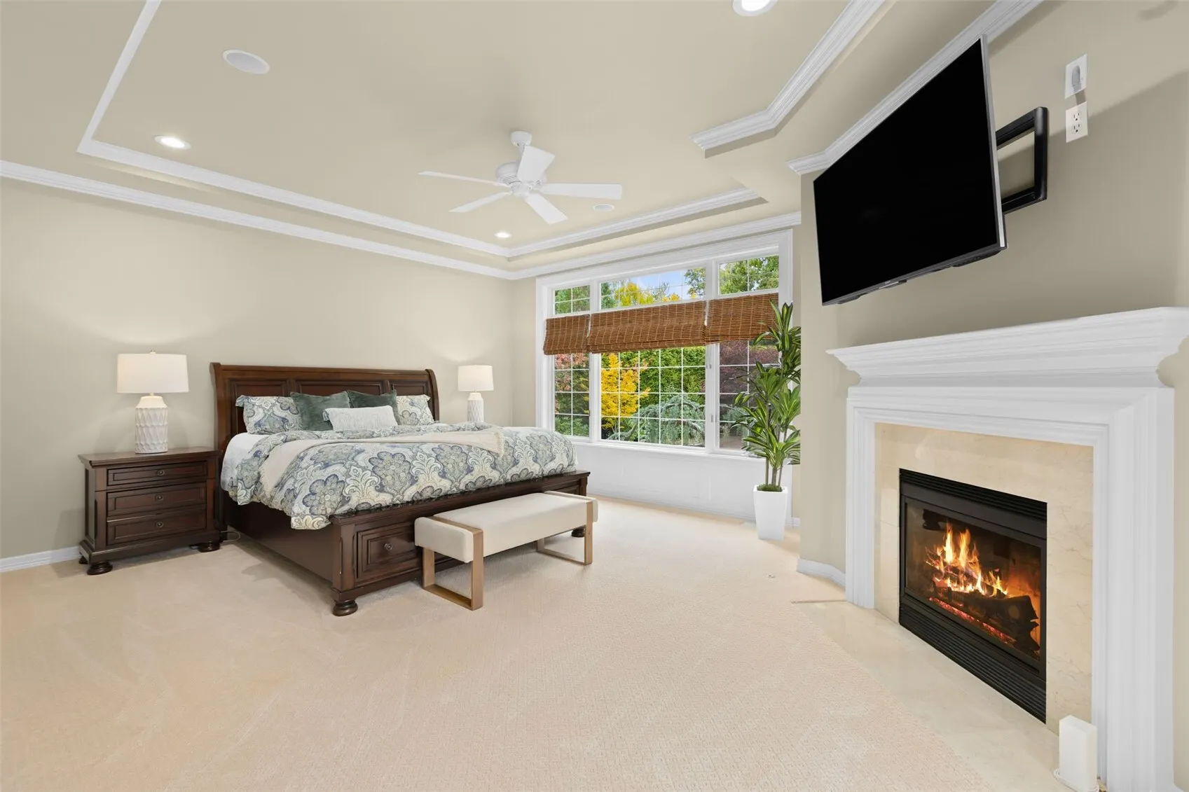 24634 SE 9th Place , Sammamish, WA 98074