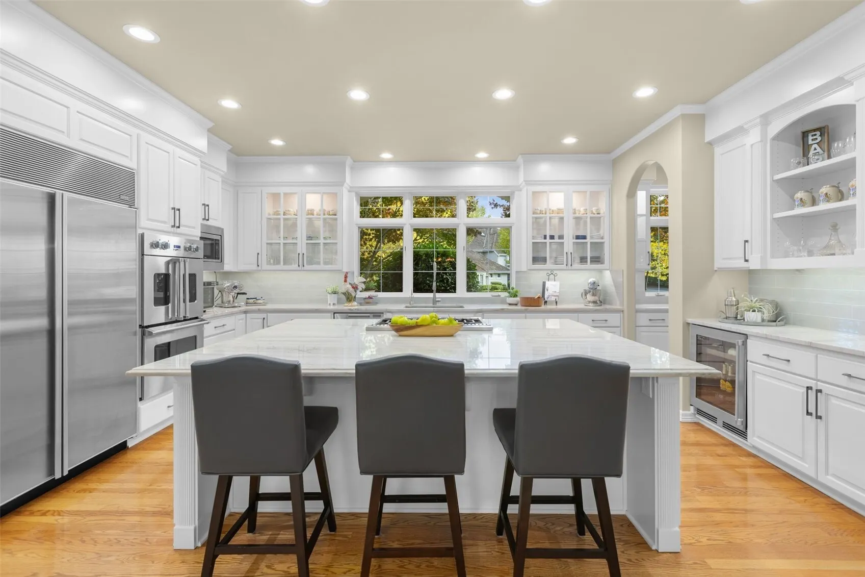 24634 SE 9th Place , Sammamish, WA 98074