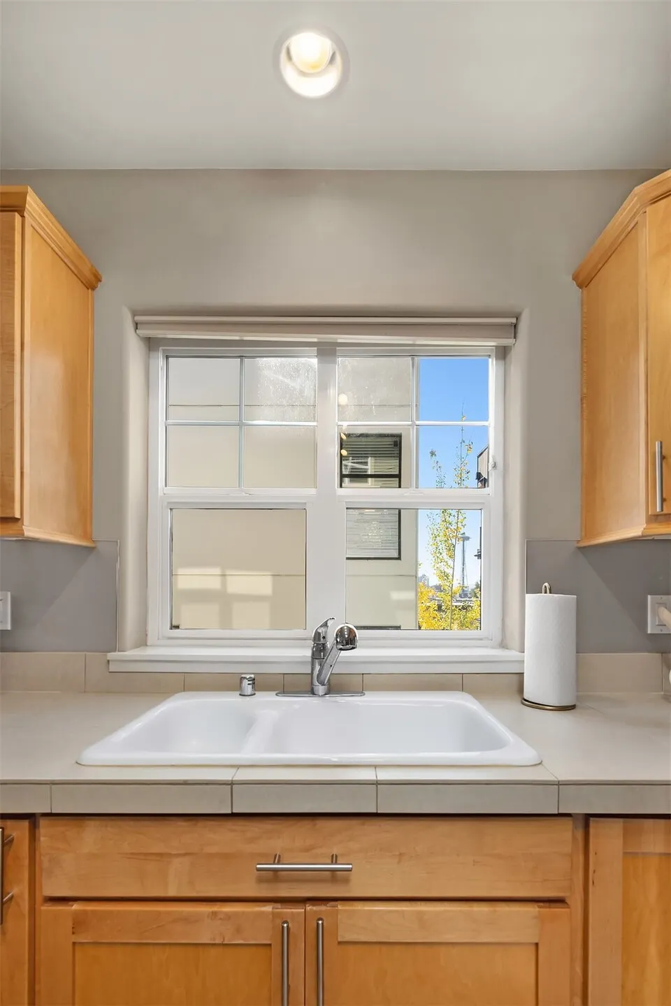 1415 6th Avenue N #304, Seattle, WA 98109
