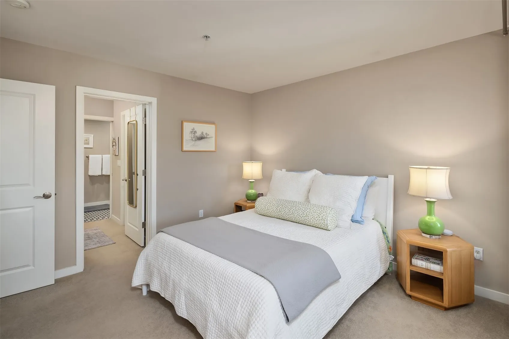 1415 6th Avenue N #304, Seattle, WA 98109