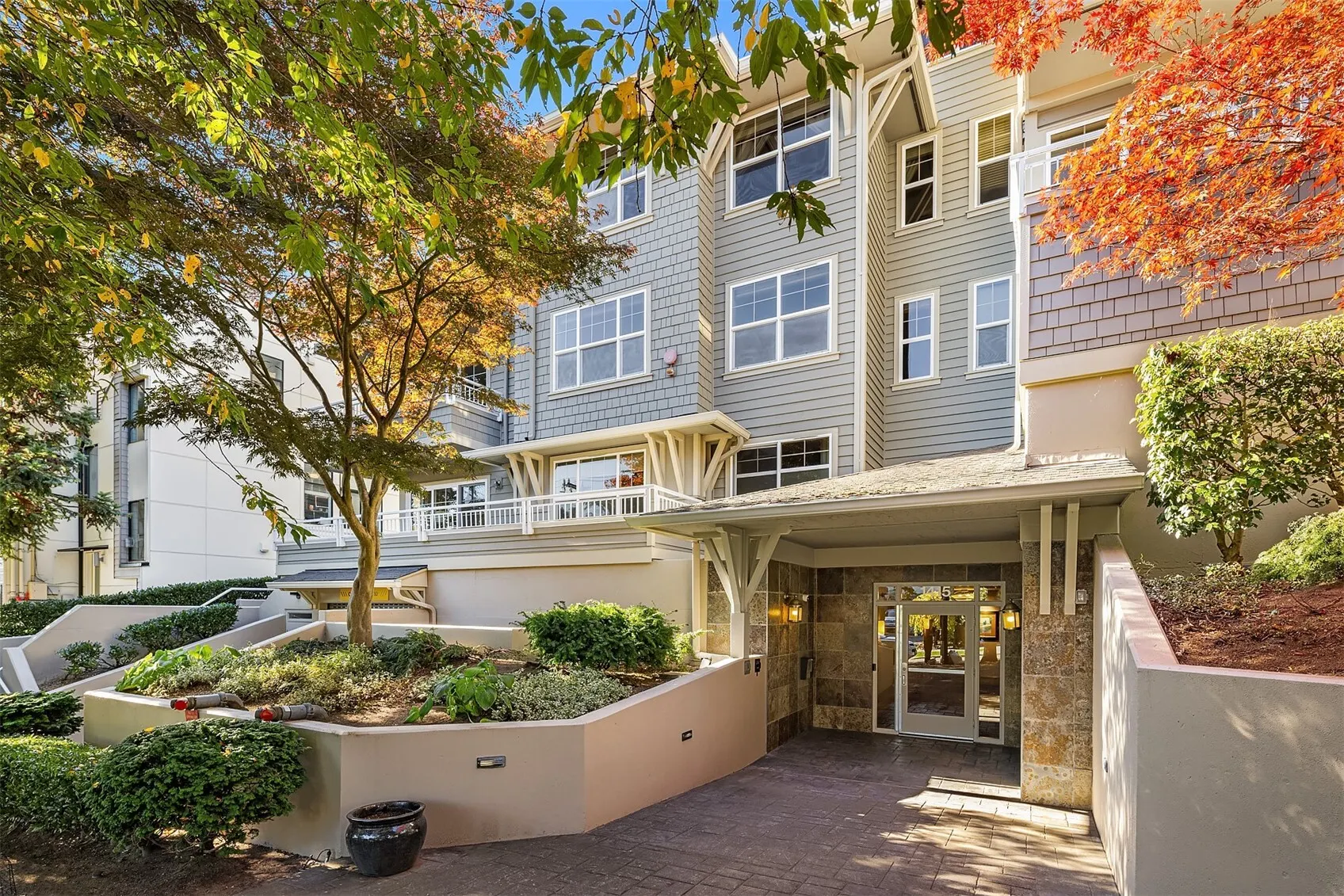 1415 6th Avenue N #304, Seattle, WA 98109