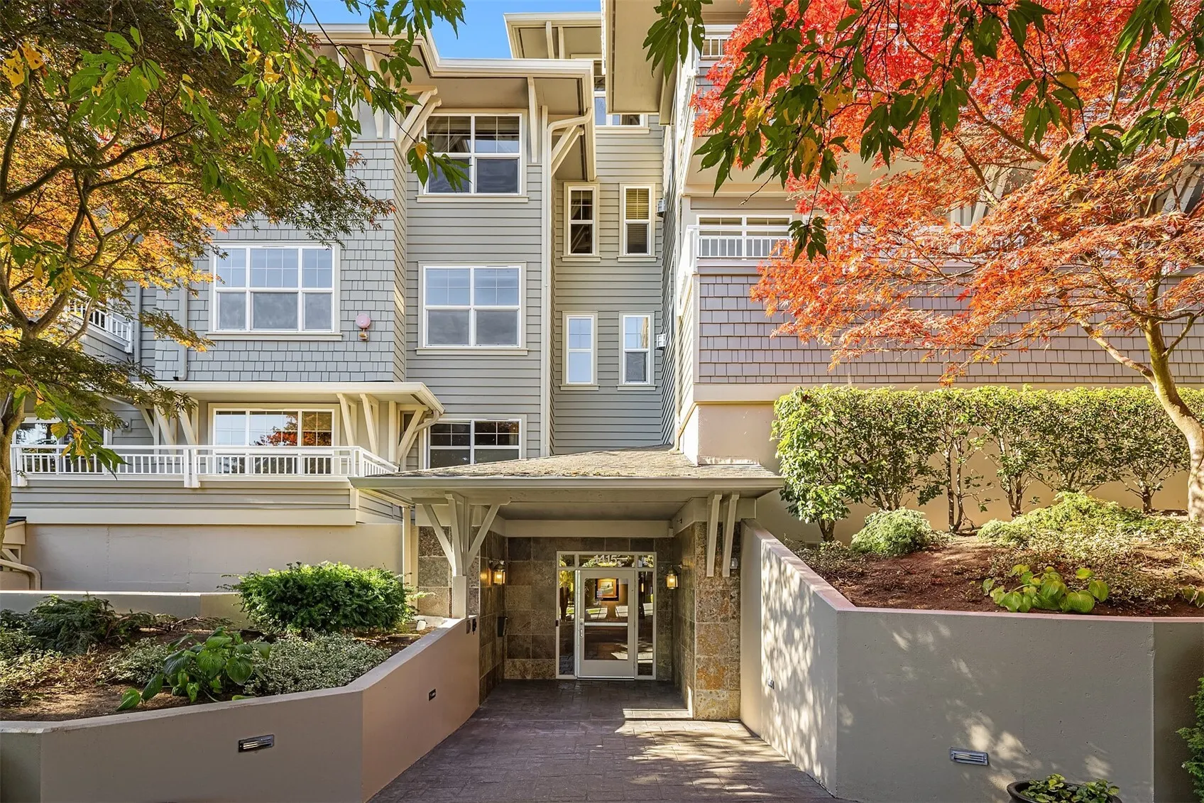 1415 6th Avenue N #304, Seattle, WA 98109