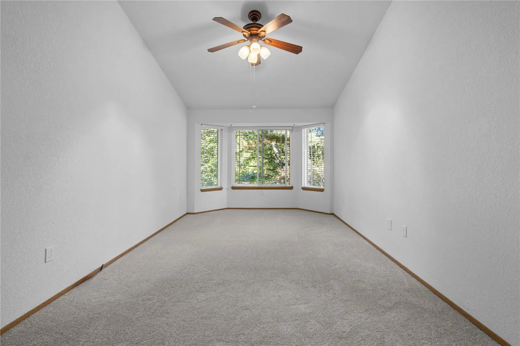 22310 117th Avenue SE, Kent, WA 98031