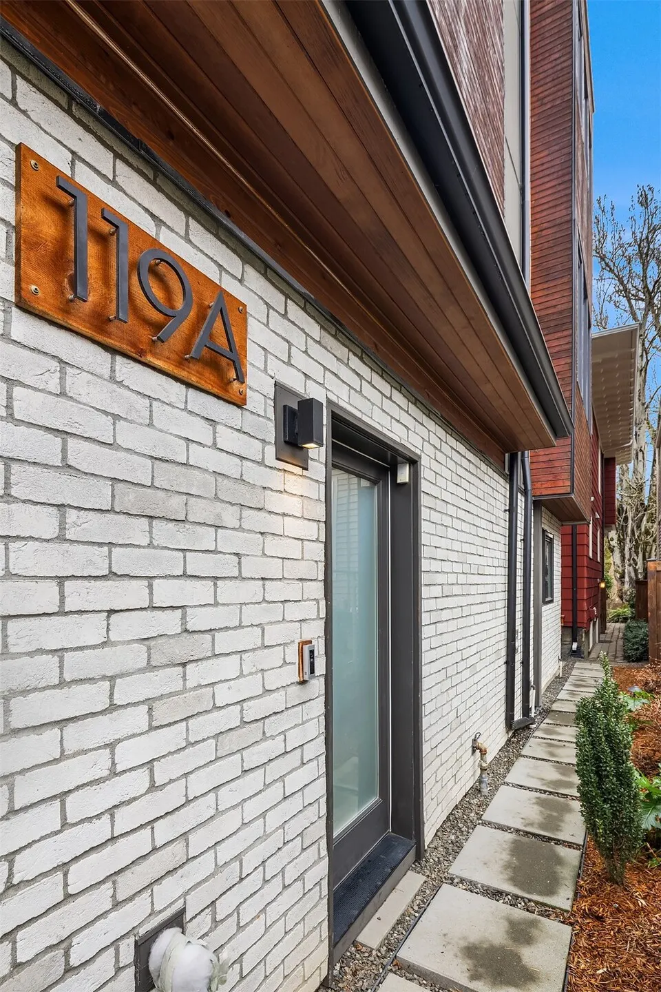 119 18th Avenue E #A, Seattle, WA 98112