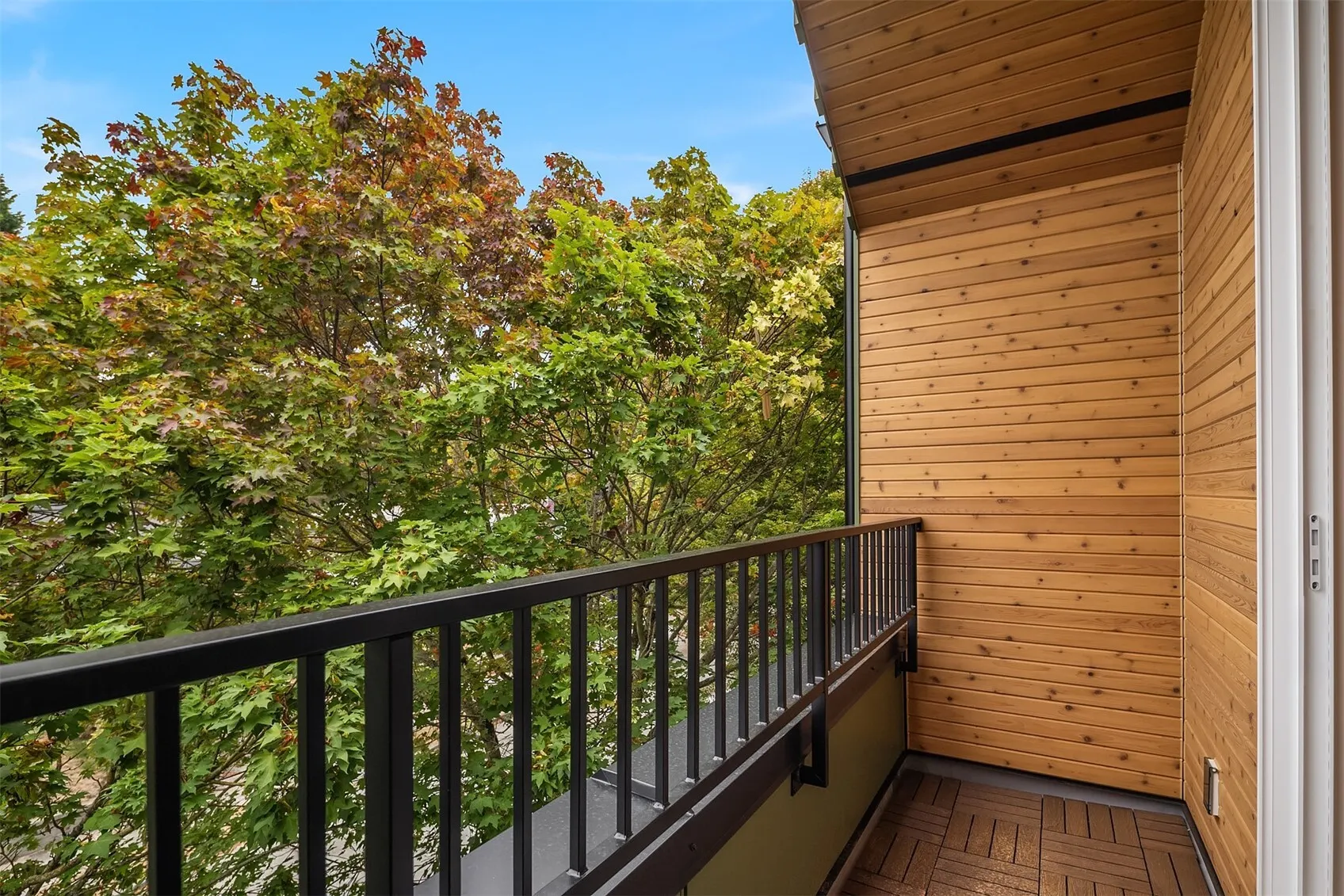 803 NE 71st Street , Seattle, WA 98115