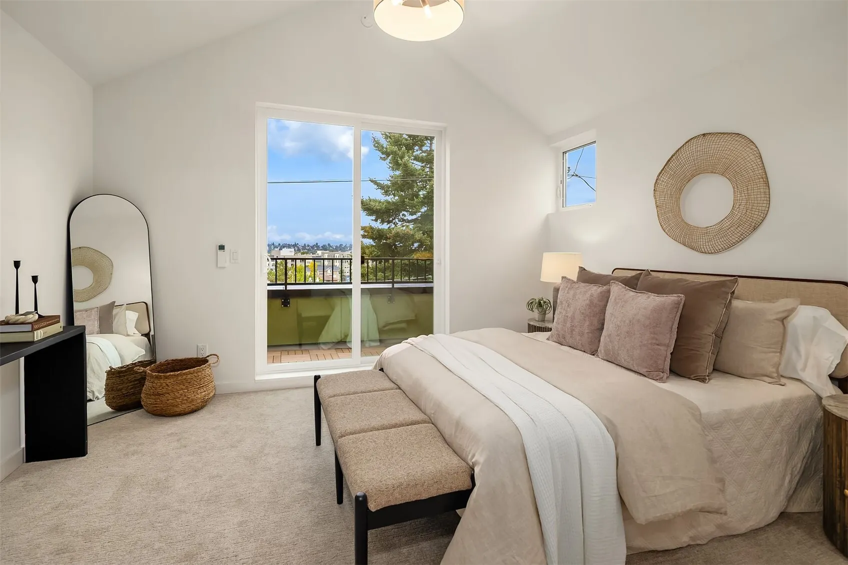 803 NE 71st Street , Seattle, WA 98115
