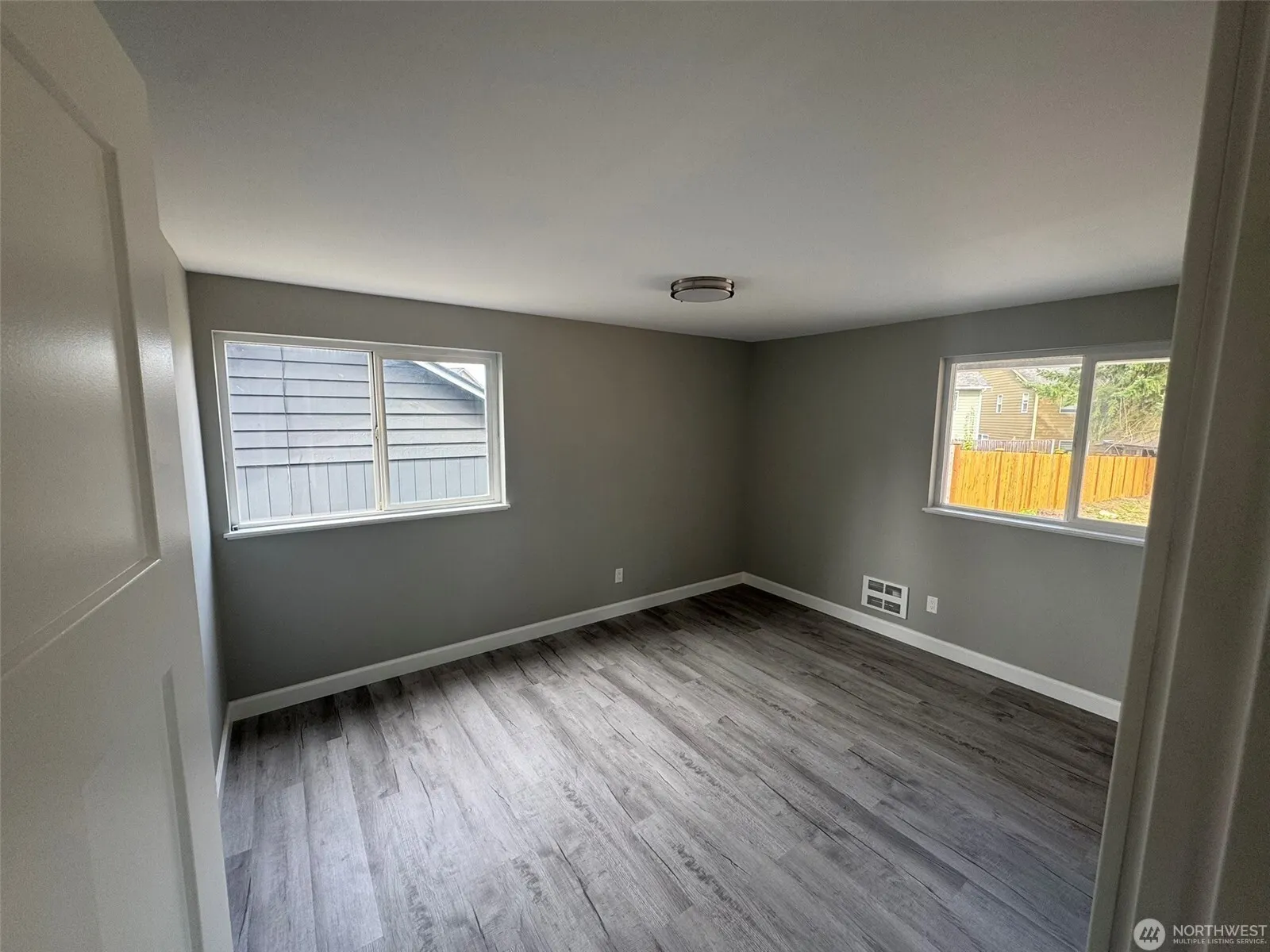 14616 Ash Way , Lynnwood, WA 98087