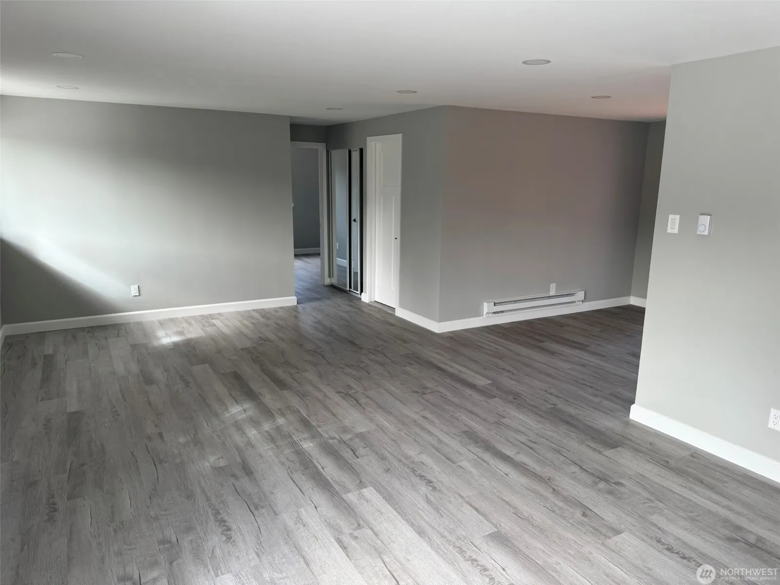 14616 Ash Way , Lynnwood, WA 98087