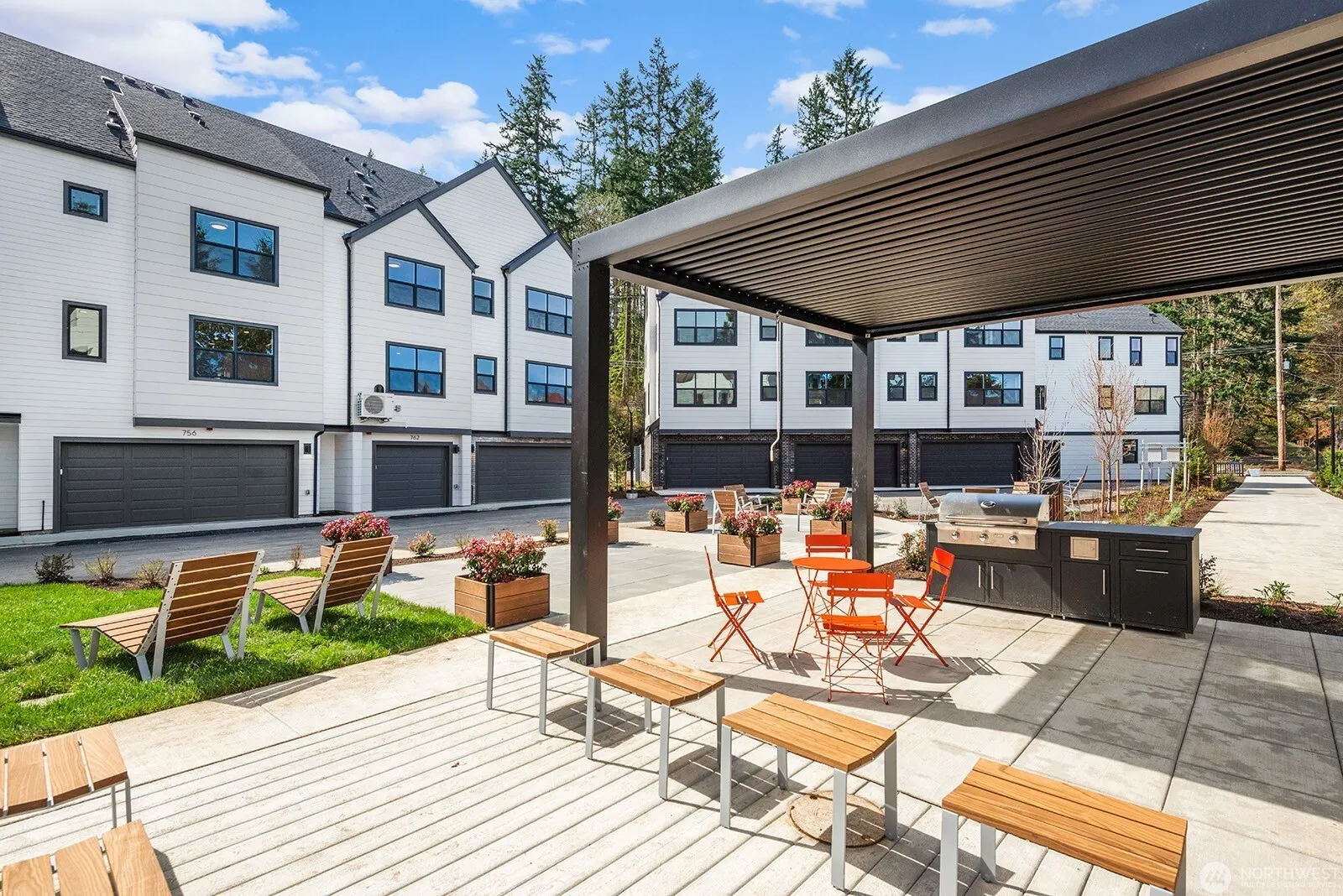 795 7th Avenue NW, Issaquah, WA 98027