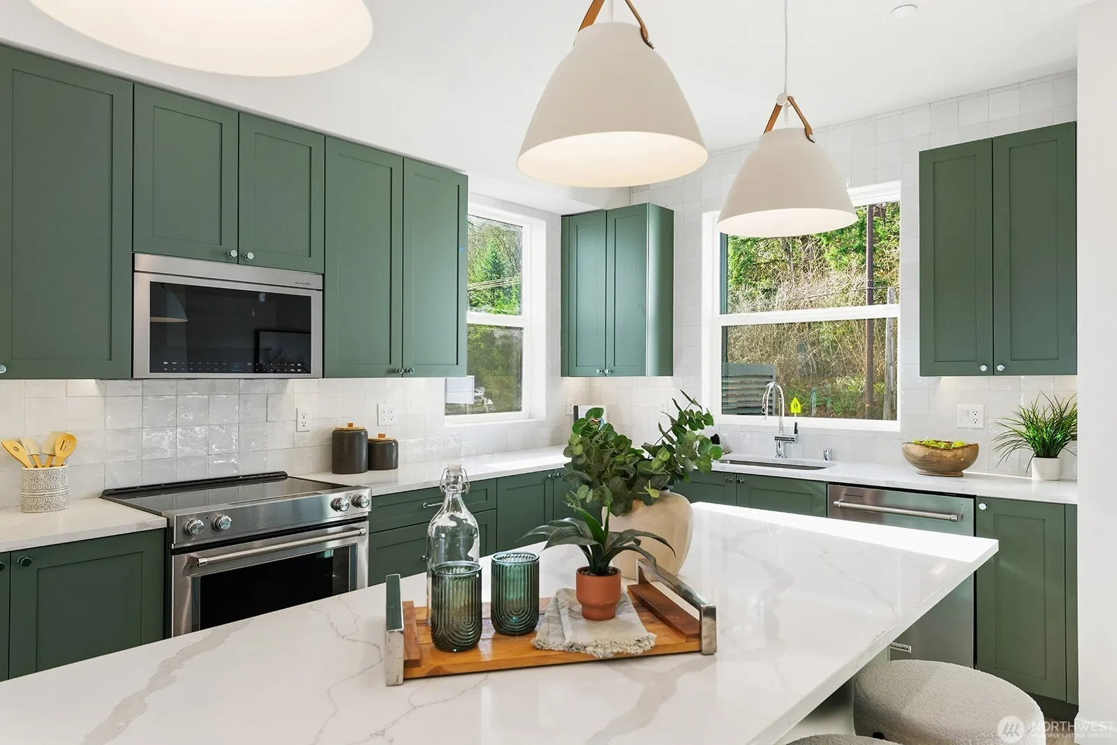 795 7th Avenue NW, Issaquah, WA 98027