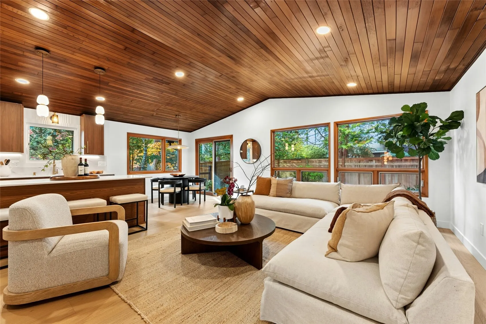 2029 152nd Avenue SE, Bellevue, WA 98007