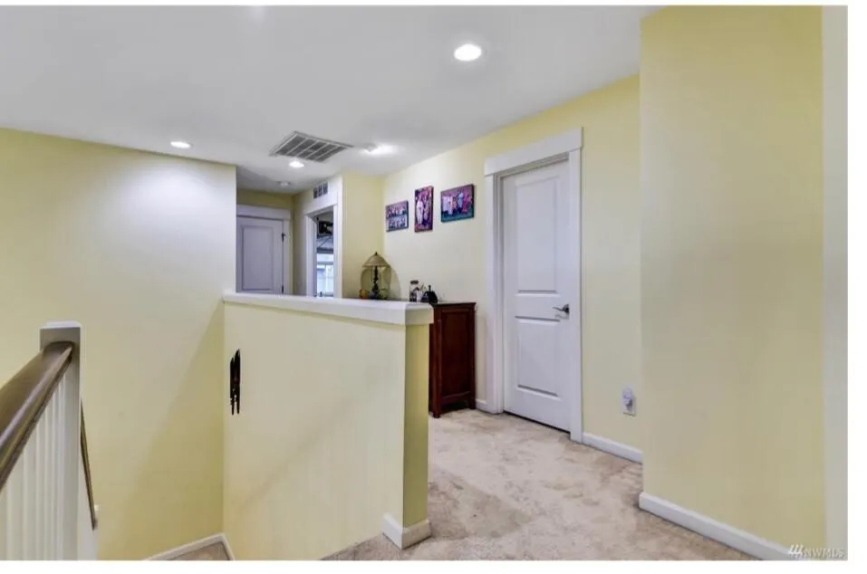 11667 170th Court NE, Redmond, WA 98052