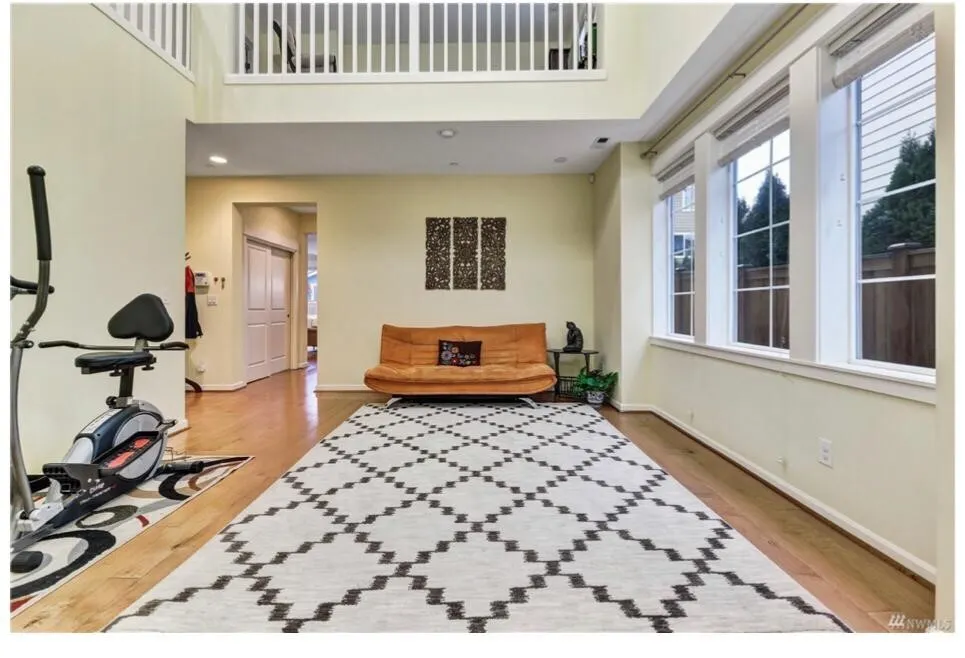 11667 170th Court NE, Redmond, WA 98052