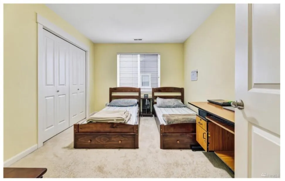 11667 170th Court NE, Redmond, WA 98052