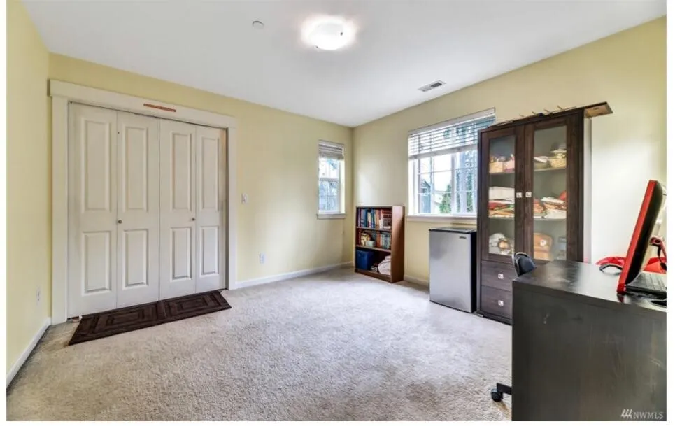11667 170th Court NE, Redmond, WA 98052