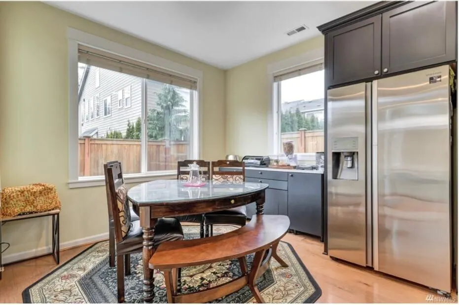 11667 170th Court NE, Redmond, WA 98052
