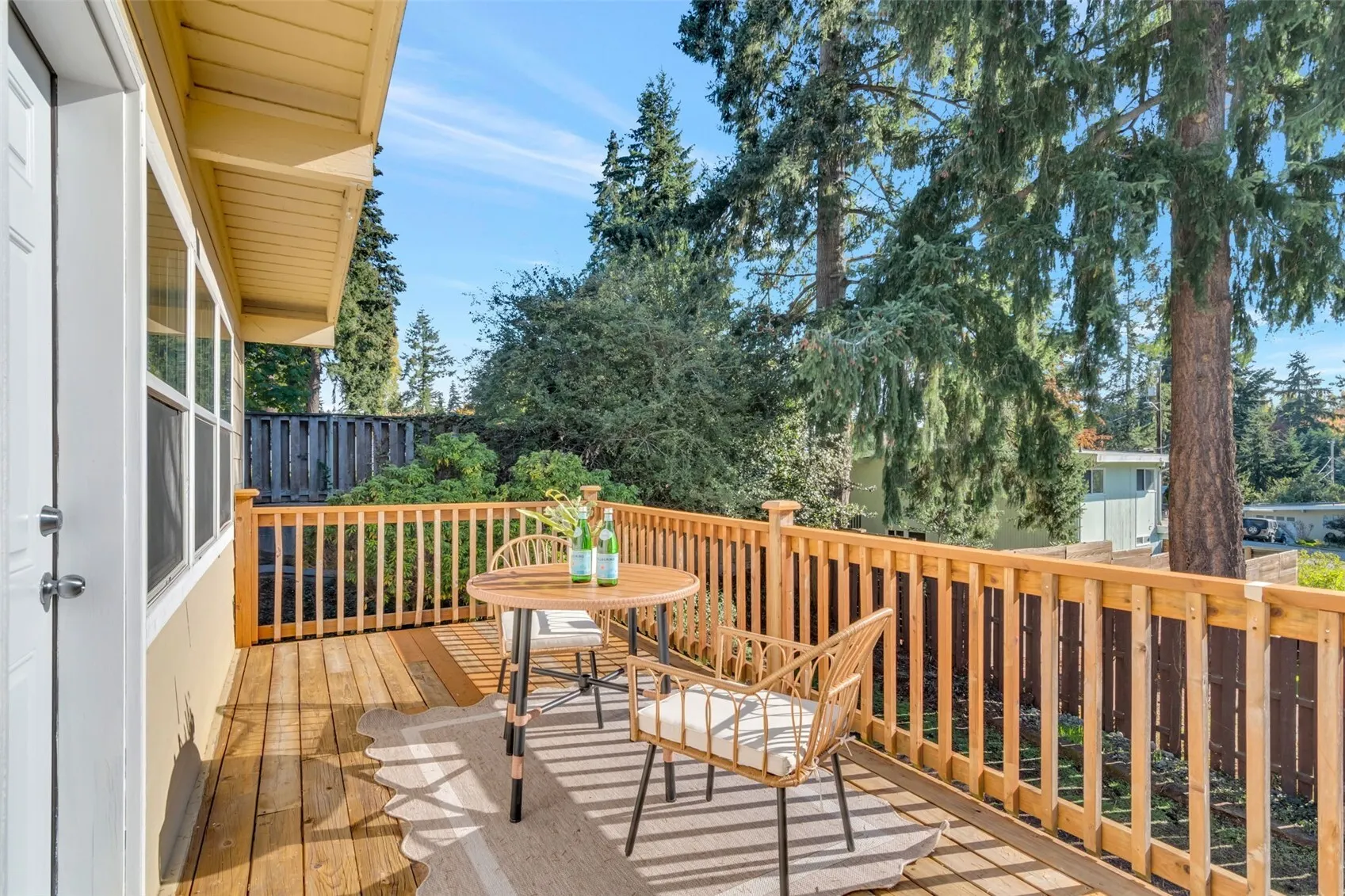 16237 SE 7th Street , Bellevue, WA 98008