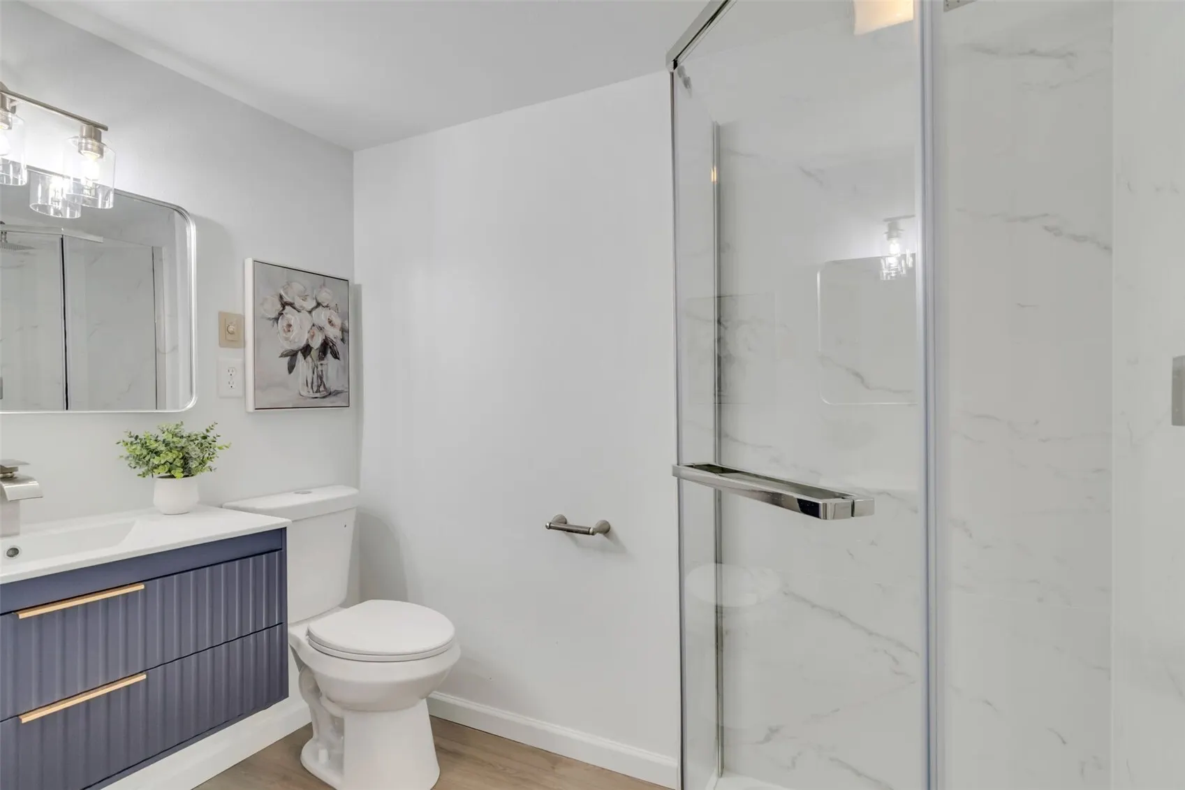 16237 SE 7th Street , Bellevue, WA 98008