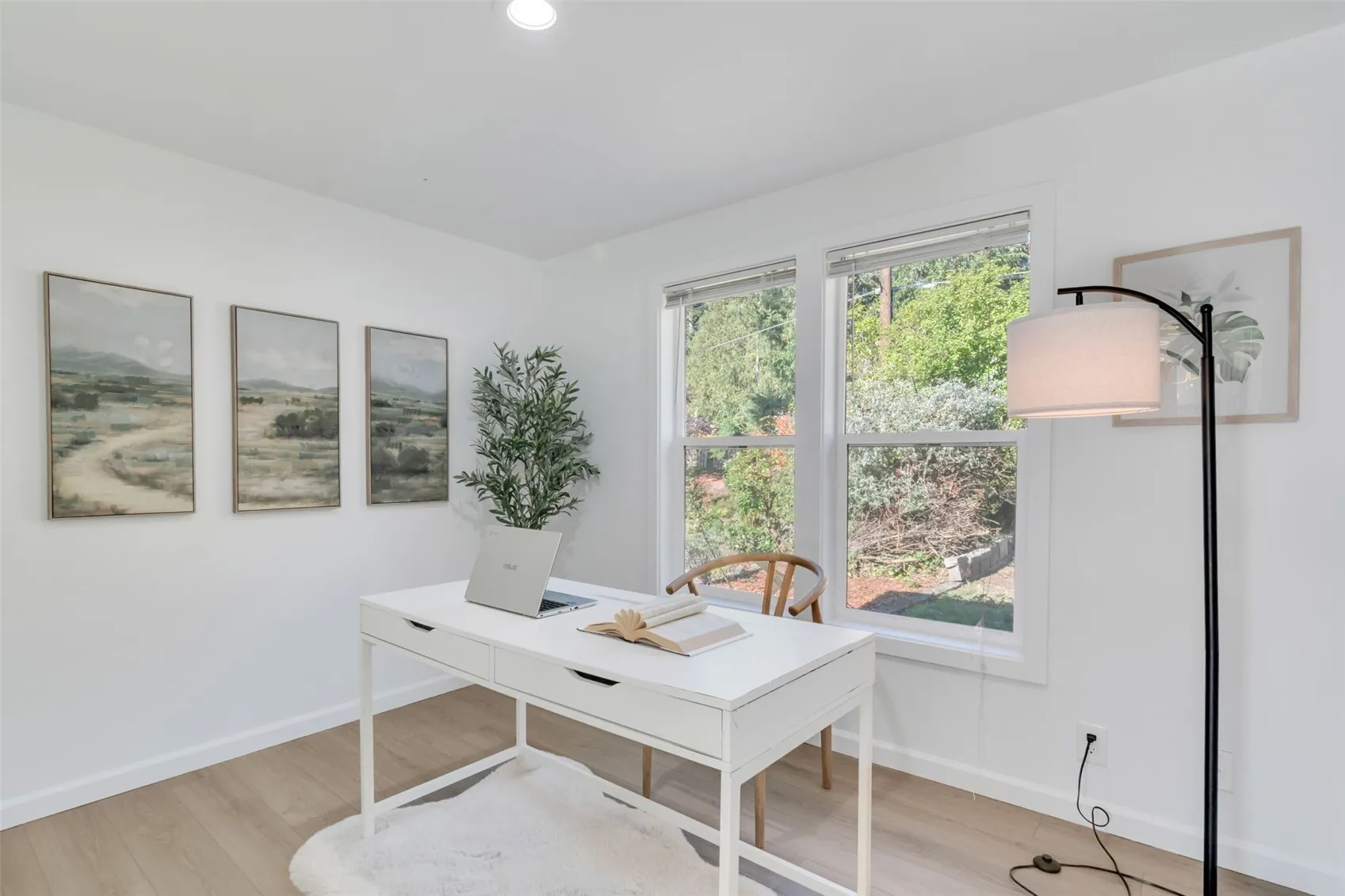 16237 SE 7th Street , Bellevue, WA 98008