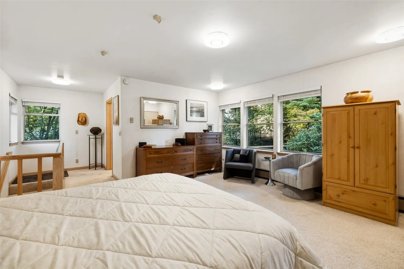 15004 24th Avenue SW, Seattle, WA 98166