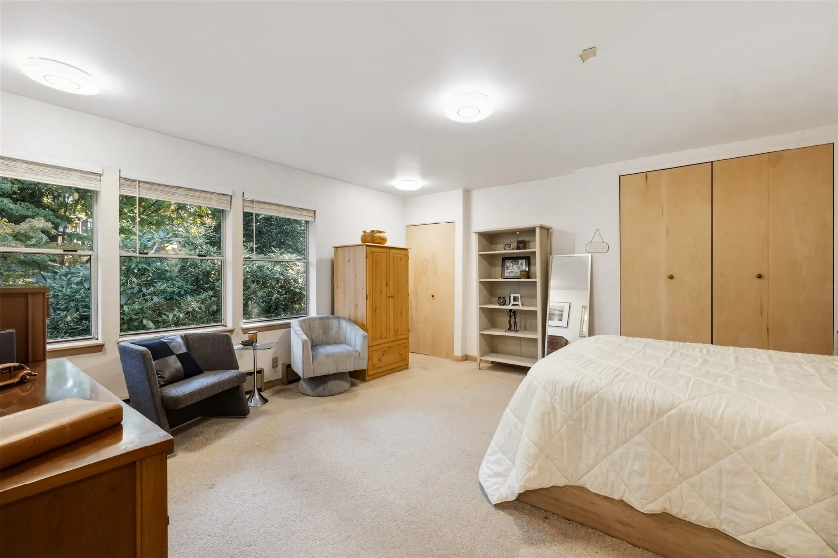 15004 24th Avenue SW, Seattle, WA 98166