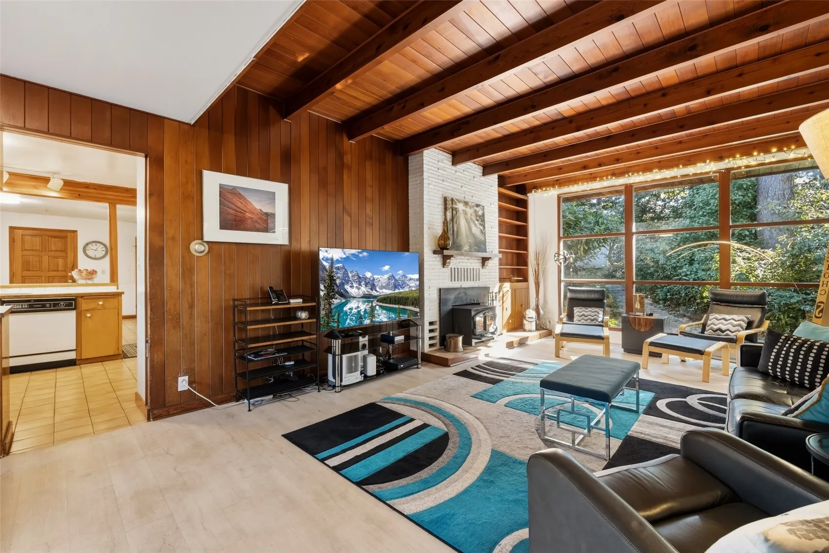 15004 24th Avenue SW, Seattle, WA 98166