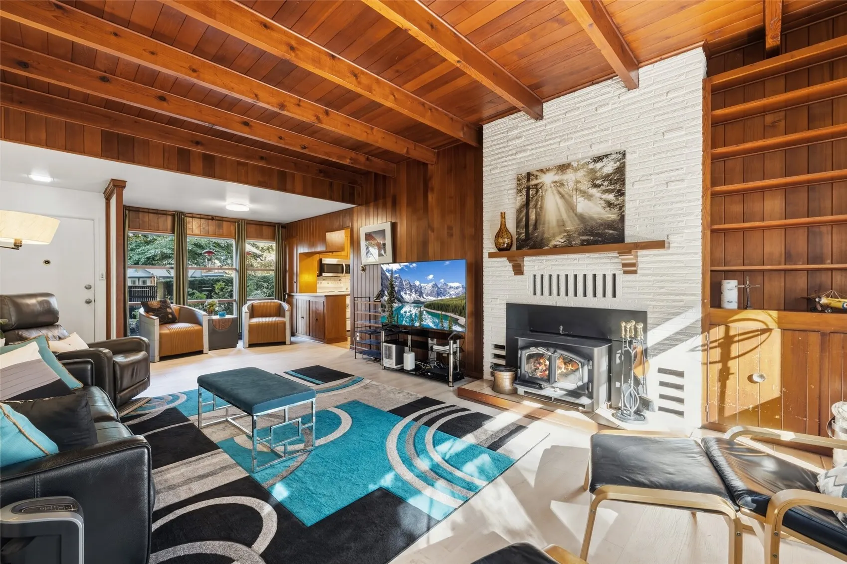 15004 24th Avenue SW, Seattle, WA 98166