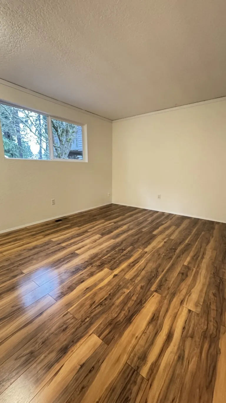 16930 North Road , Bothell, WA 98012