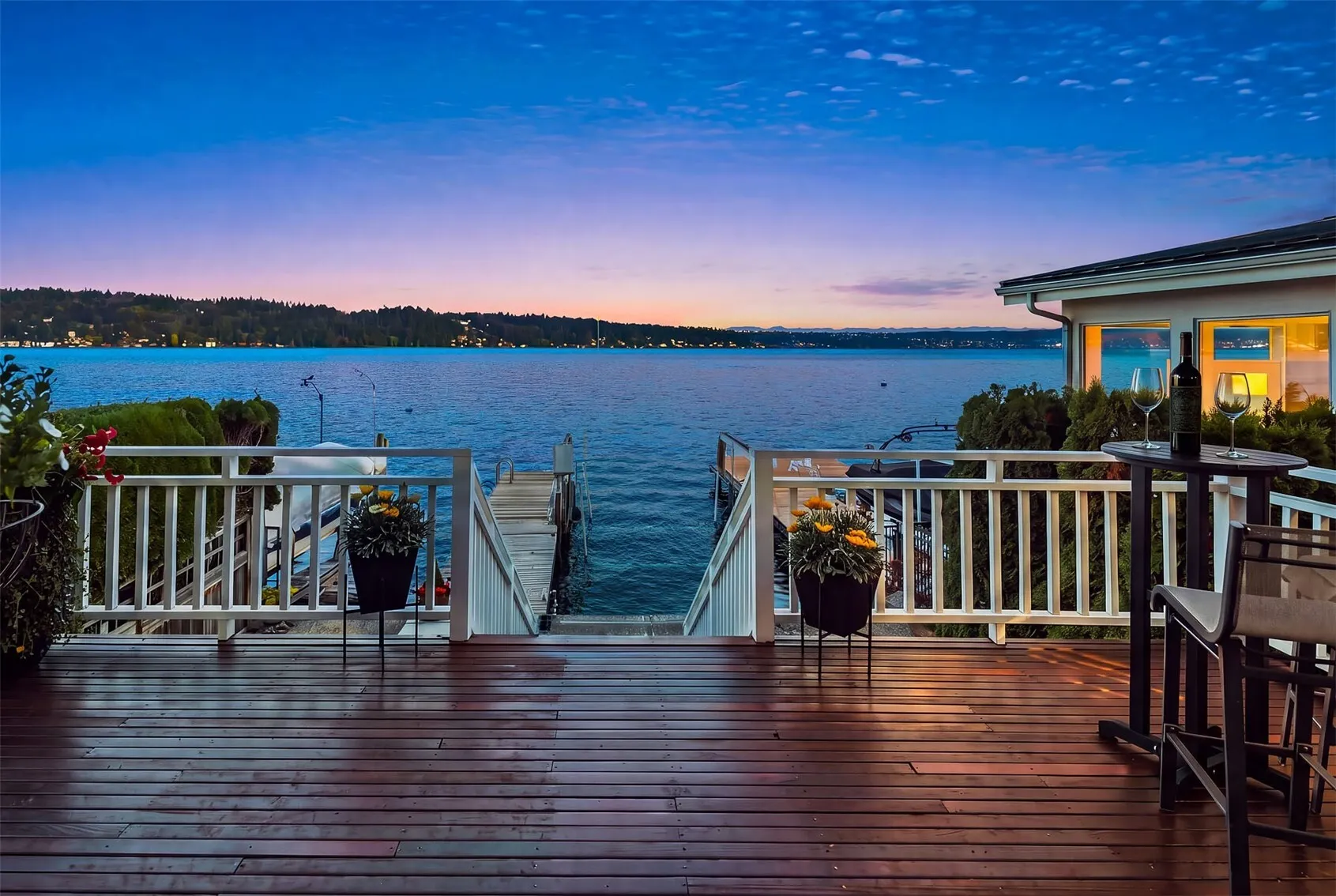 10500 Riviera Place NE, Seattle, WA 98125
