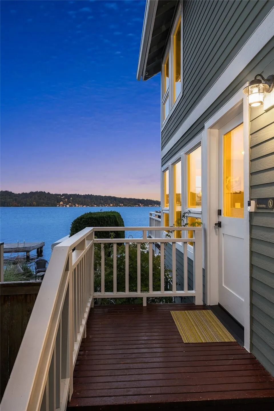 10500 Riviera Place NE, Seattle, WA 98125