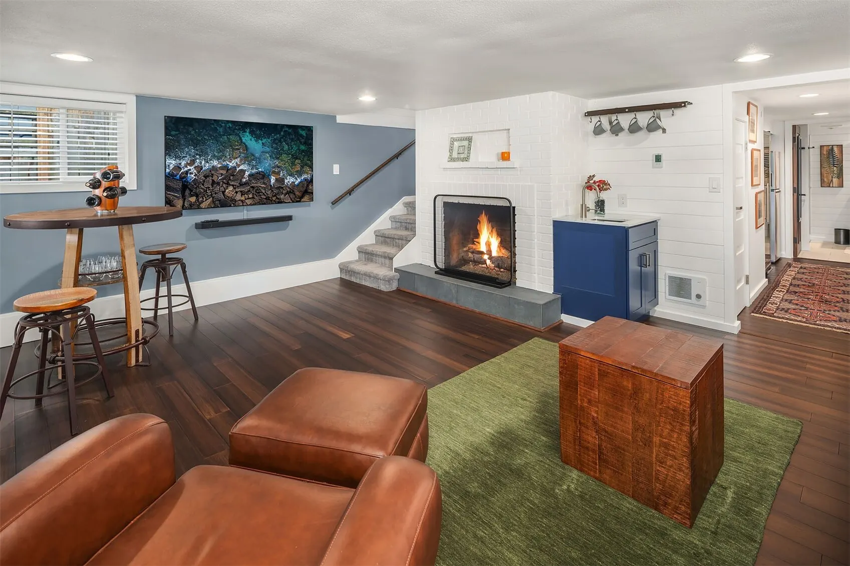 10500 Riviera Place NE, Seattle, WA 98125
