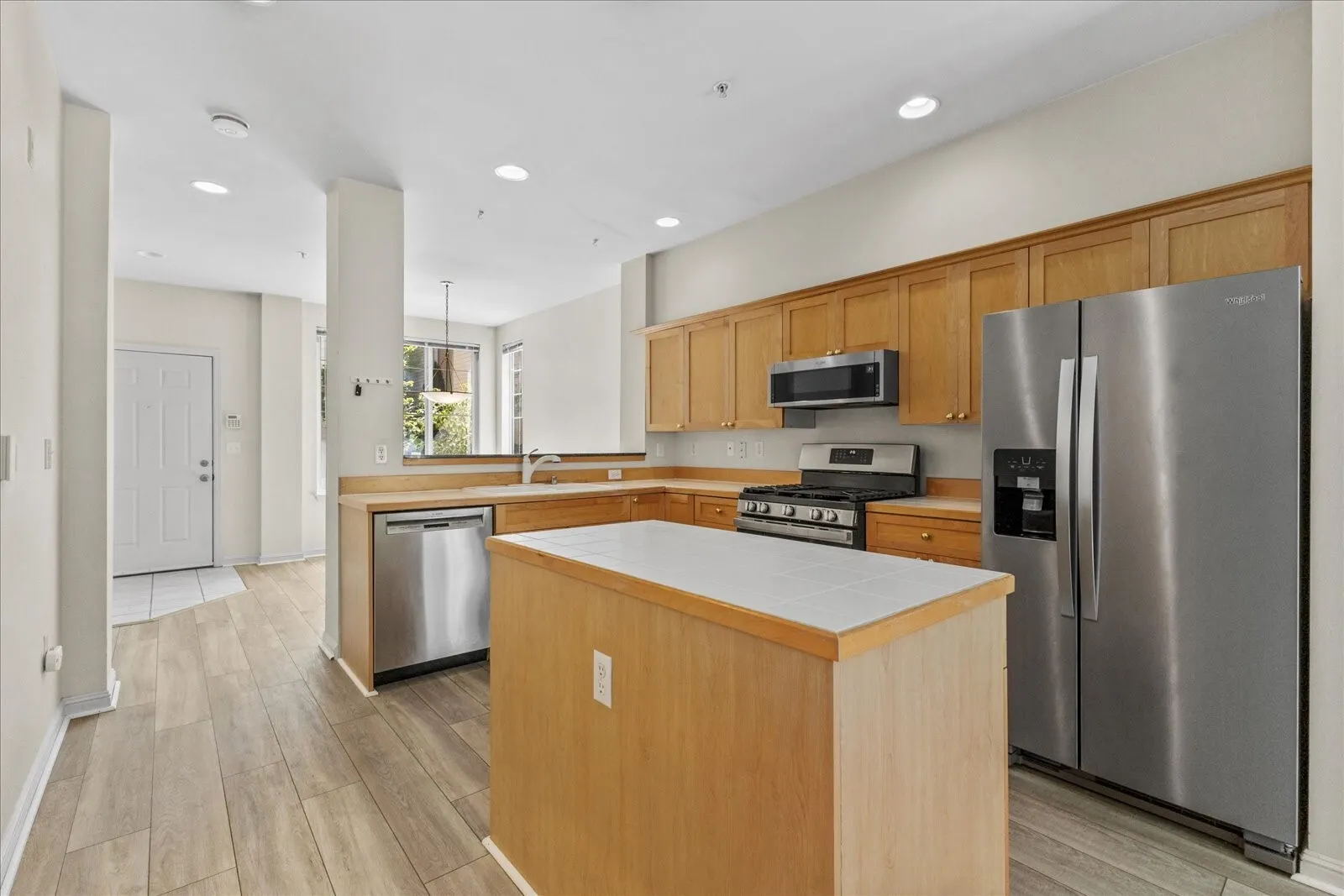 9217 122nd Court NE #112, Kirkland, WA 98033