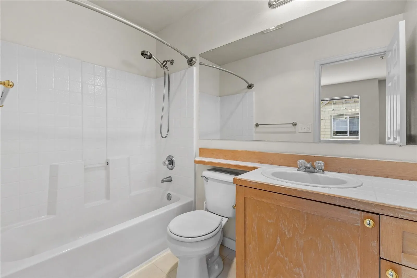 9217 122nd Court NE #112, Kirkland, WA 98033