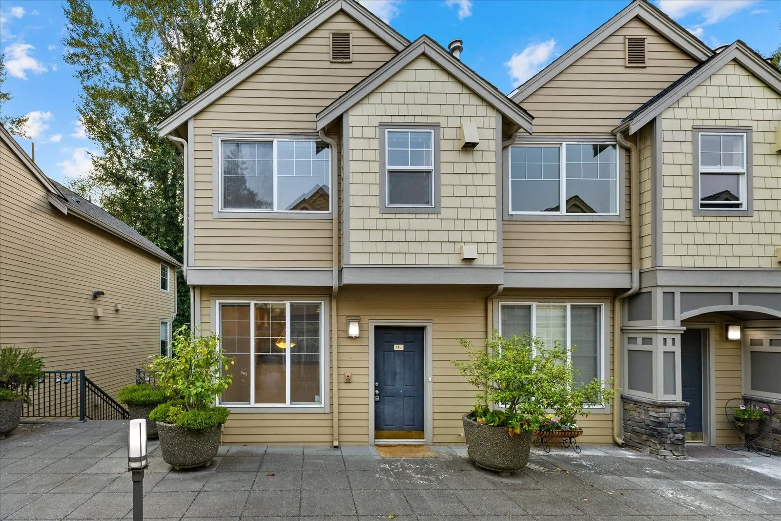 9217 122nd Court NE #112, Kirkland, WA 98033