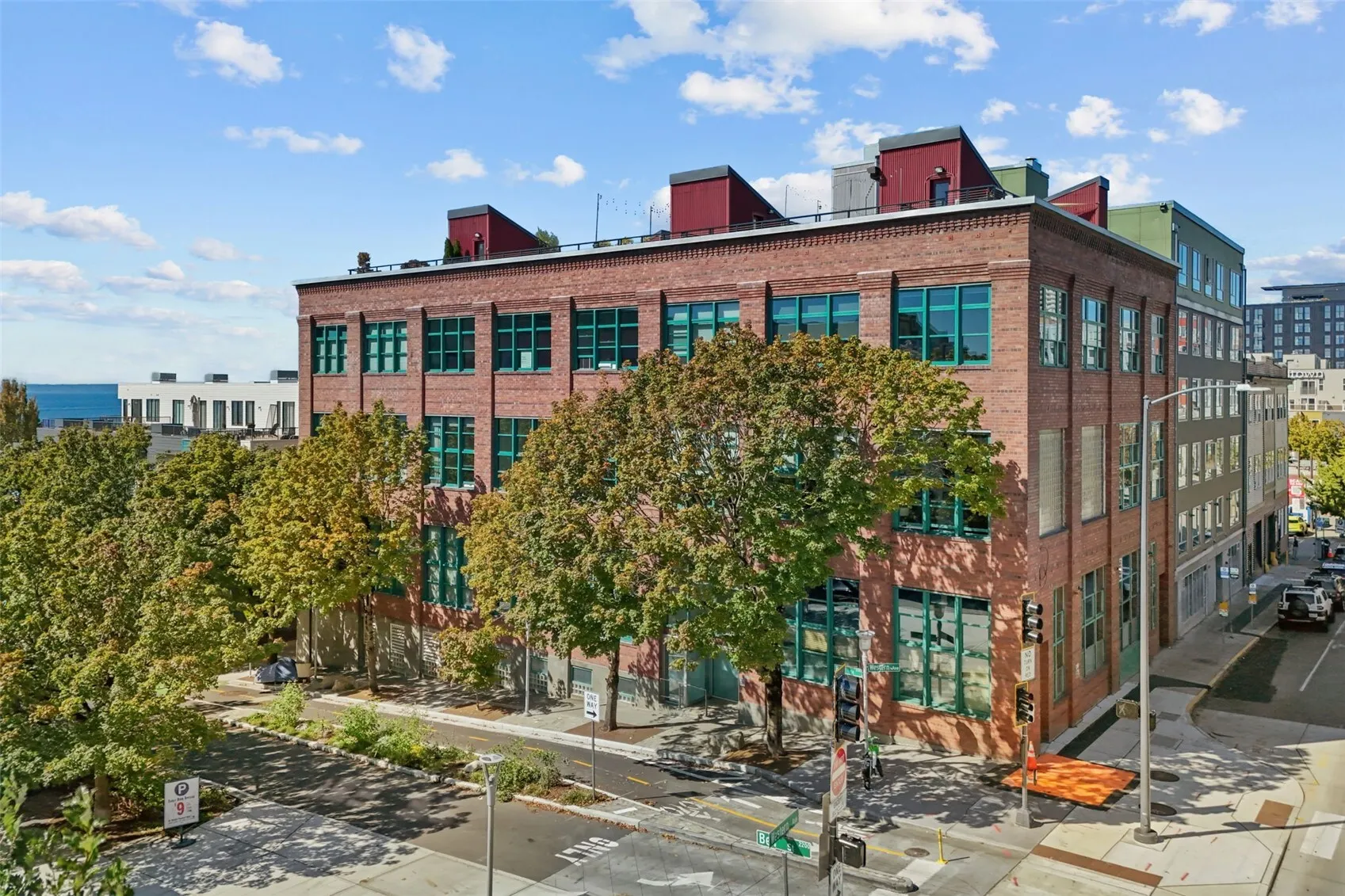 2307 Western Avenue , Seattle, WA 98121