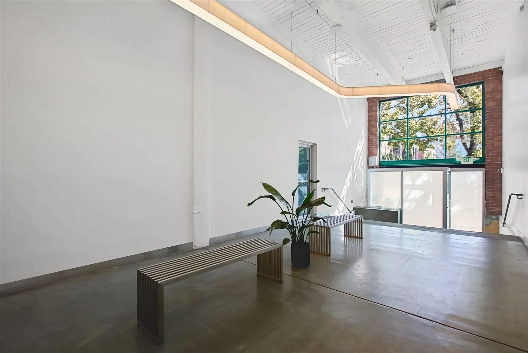 2307 Western Avenue , Seattle, WA 98121