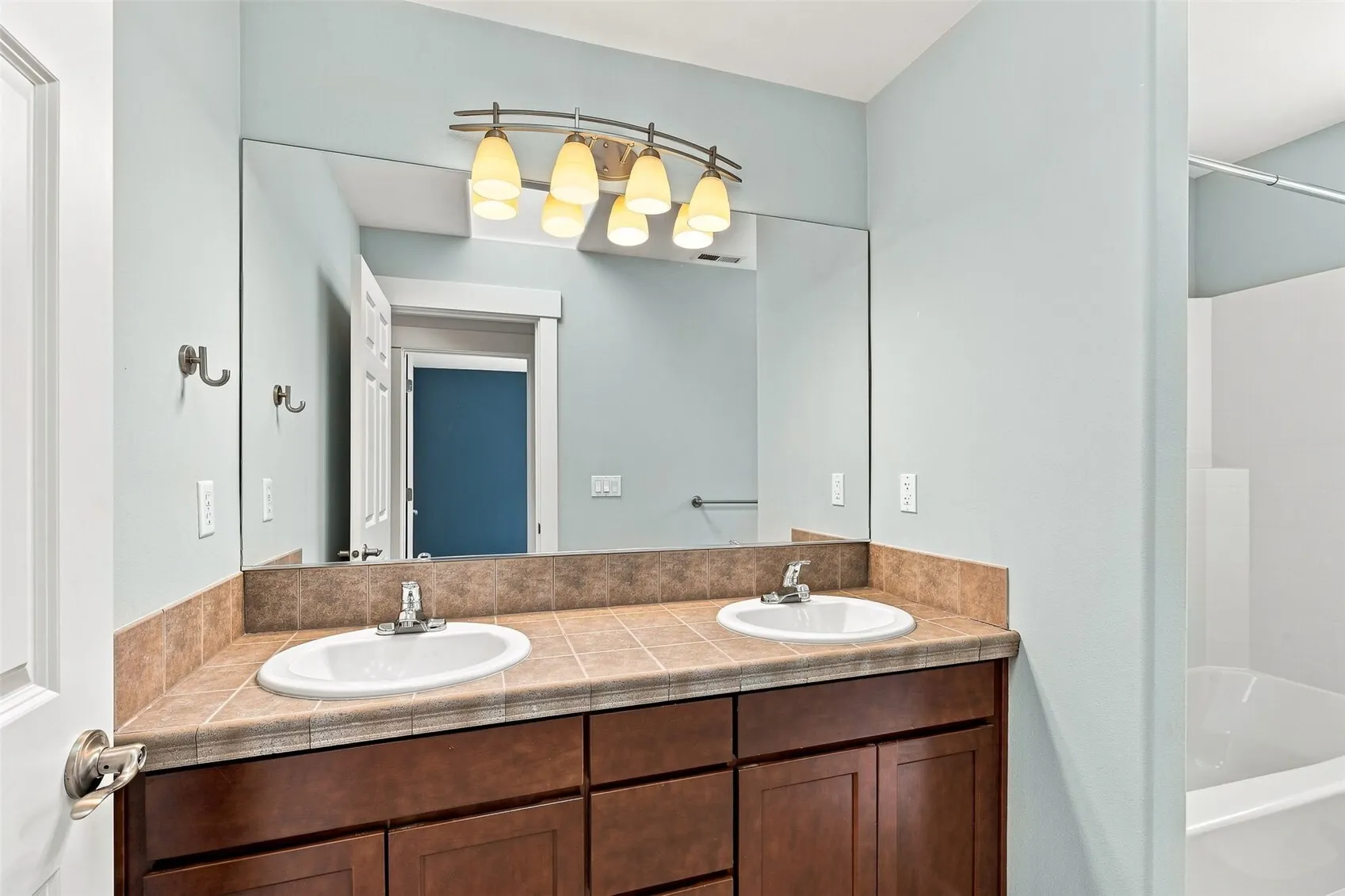 12420 NE 171st Court , Woodinville, WA 98072