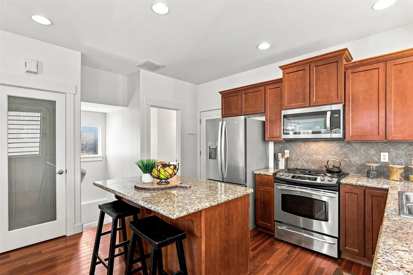 12420 NE 171st Court , Woodinville, WA 98072