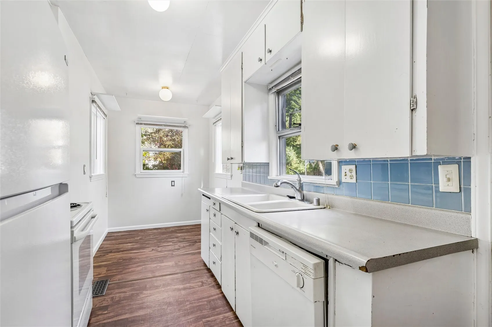 12718 5th Avenue NE, Seattle, WA 98125