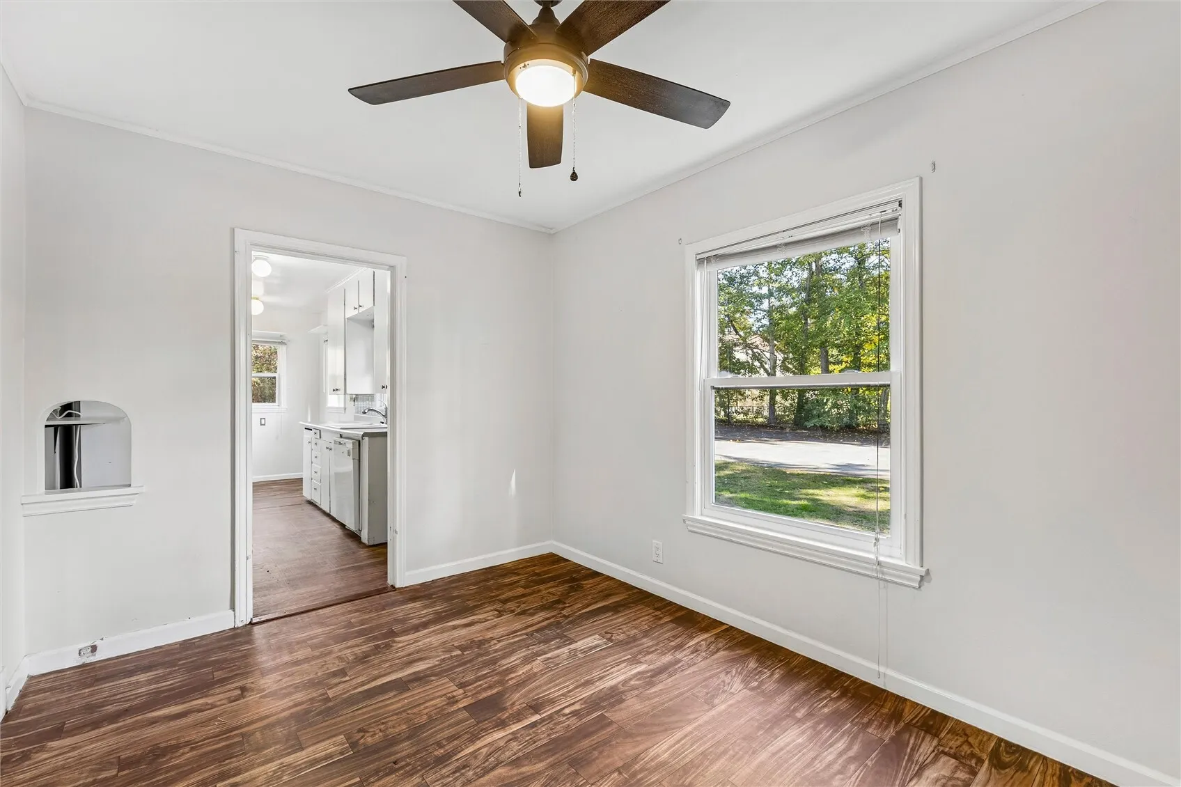 12718 5th Avenue NE, Seattle, WA 98125
