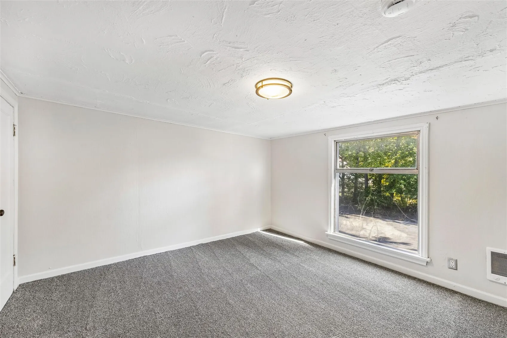 12718 5th Avenue NE, Seattle, WA 98125
