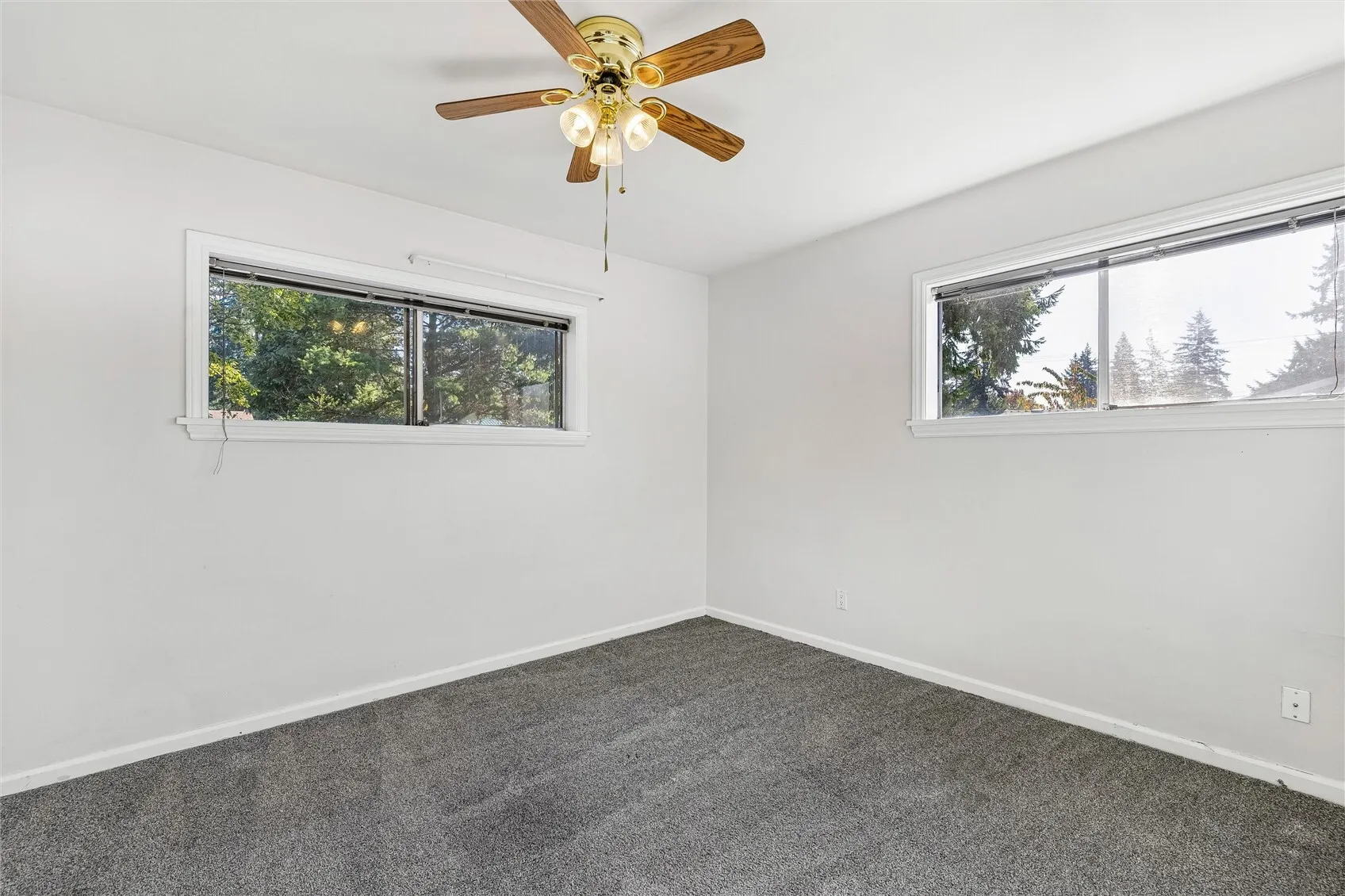 12718 5th Avenue NE, Seattle, WA 98125