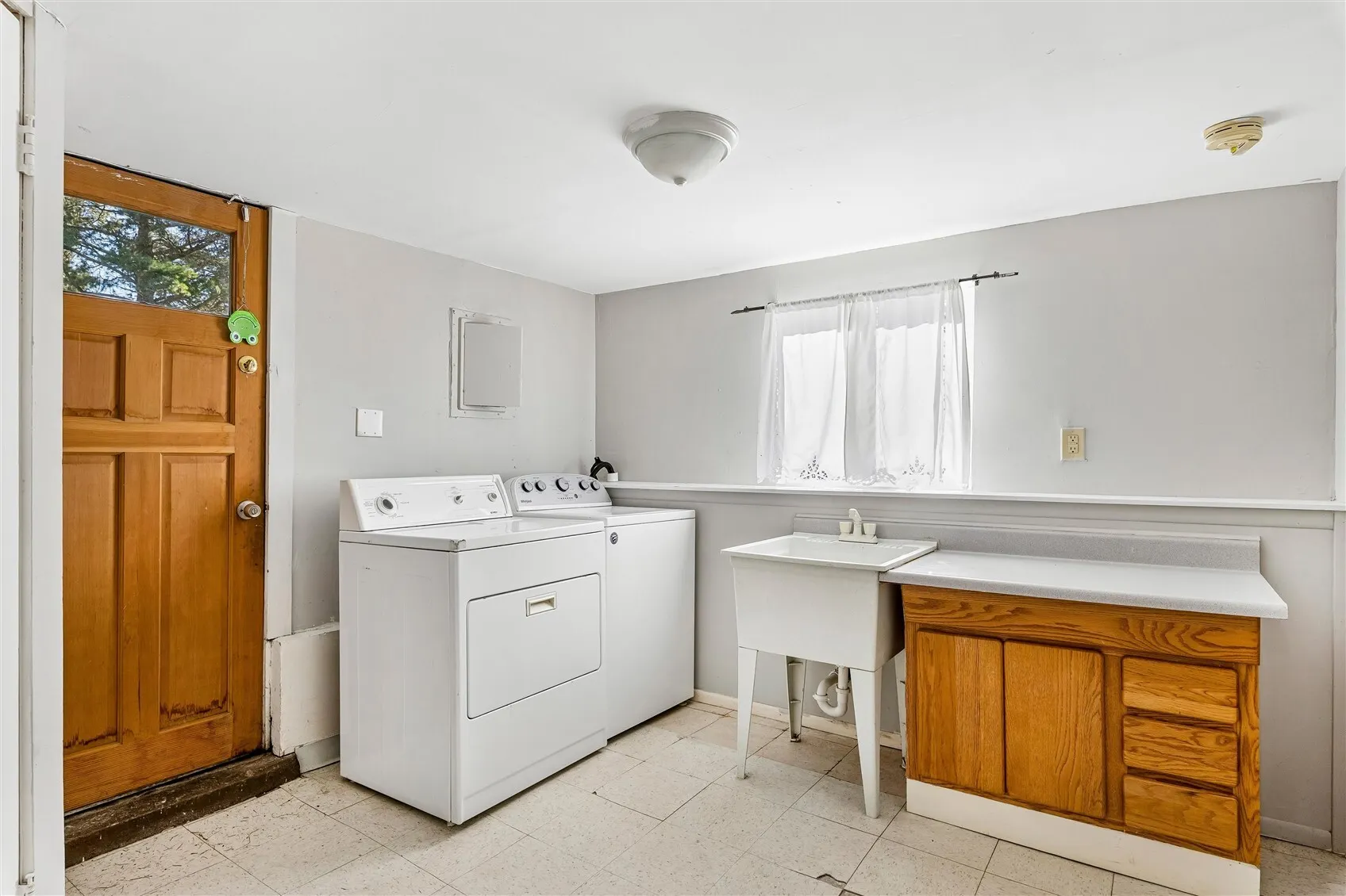 12718 5th Avenue NE, Seattle, WA 98125