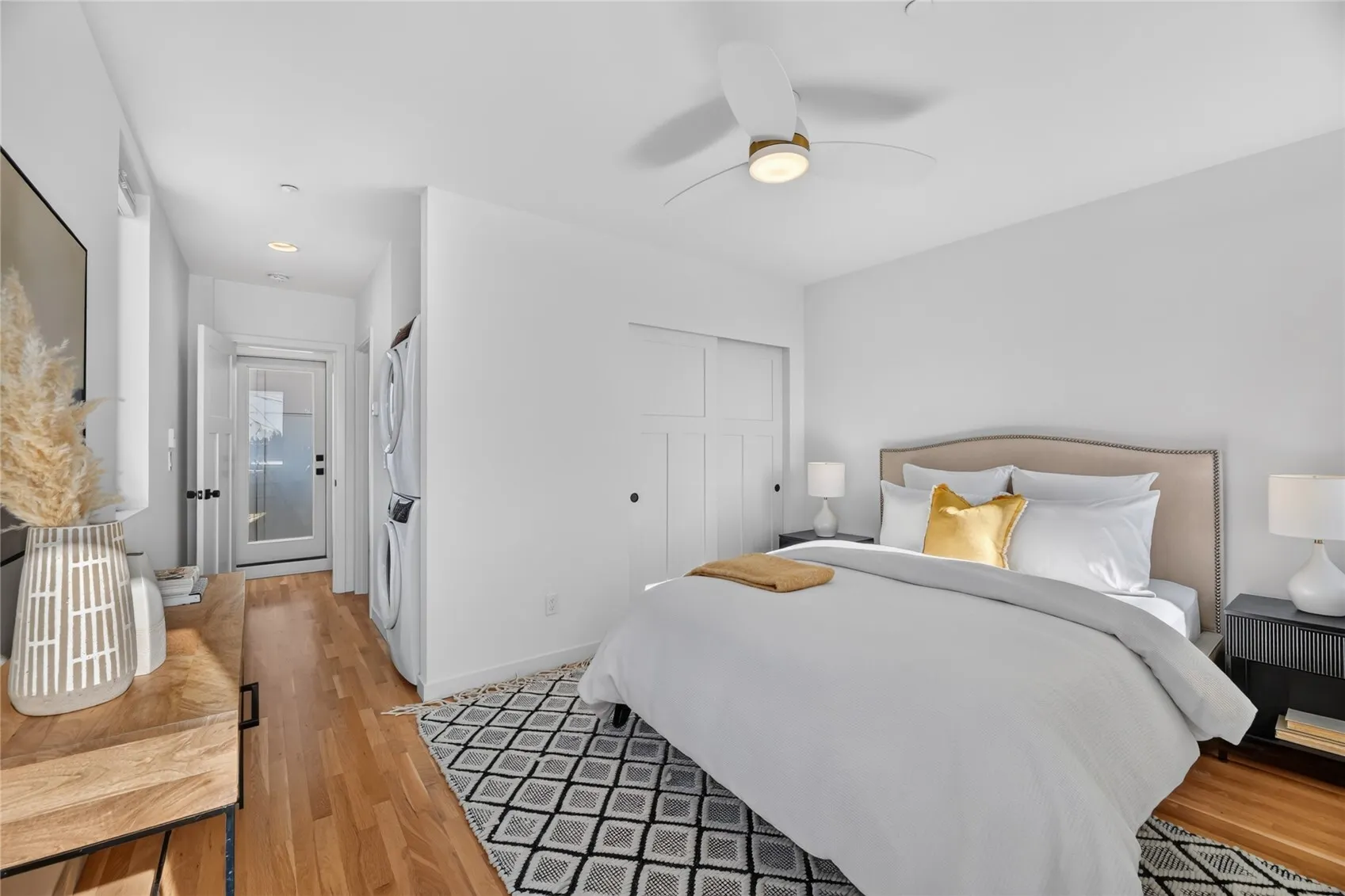 3068 NW 65th Street , Seattle, WA 98107