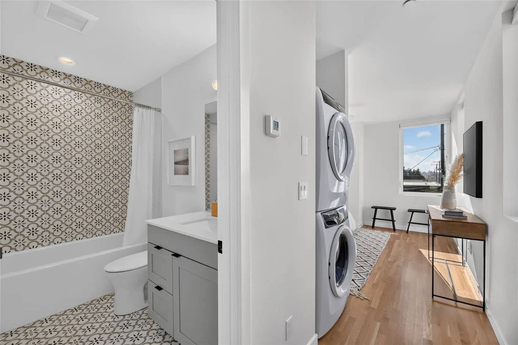 3068 NW 65th Street , Seattle, WA 98107