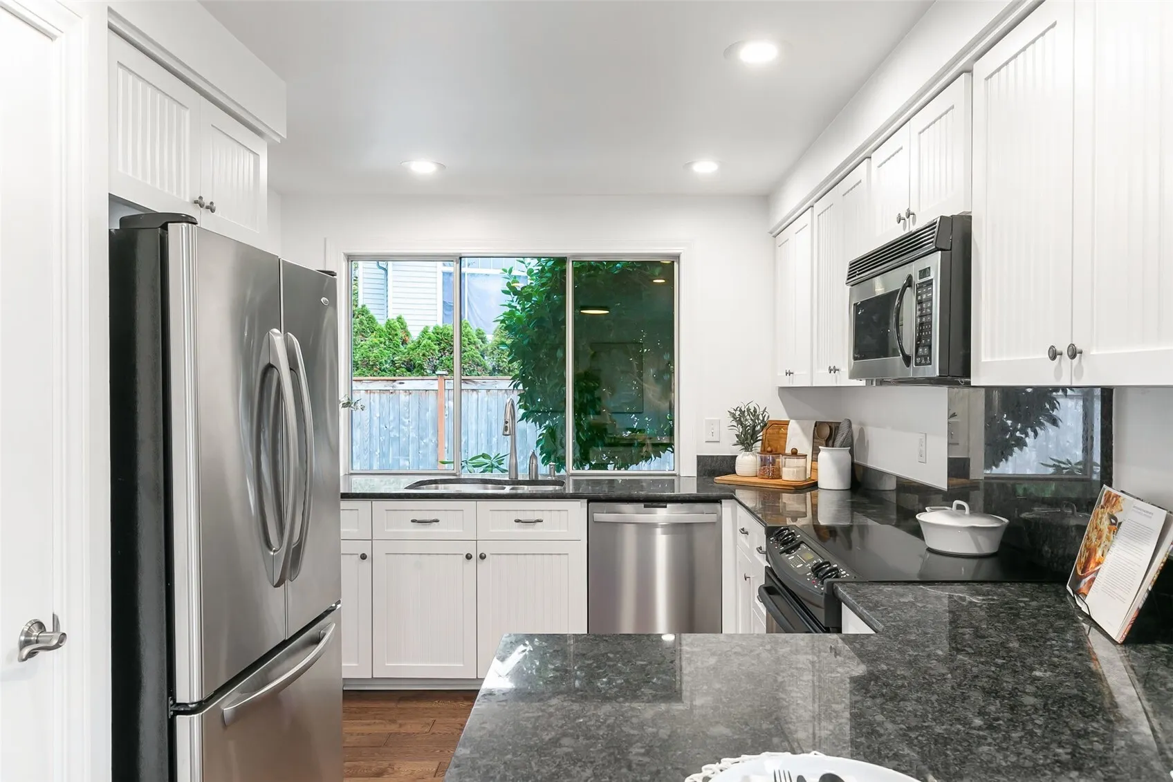 6357 114th Avenue SE, Bellevue, WA 98006
