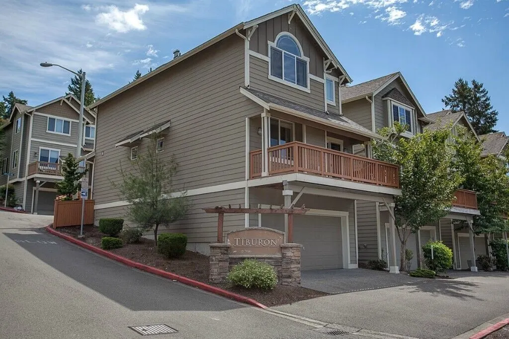 24102 39th Court SE, Bothell, WA 98021