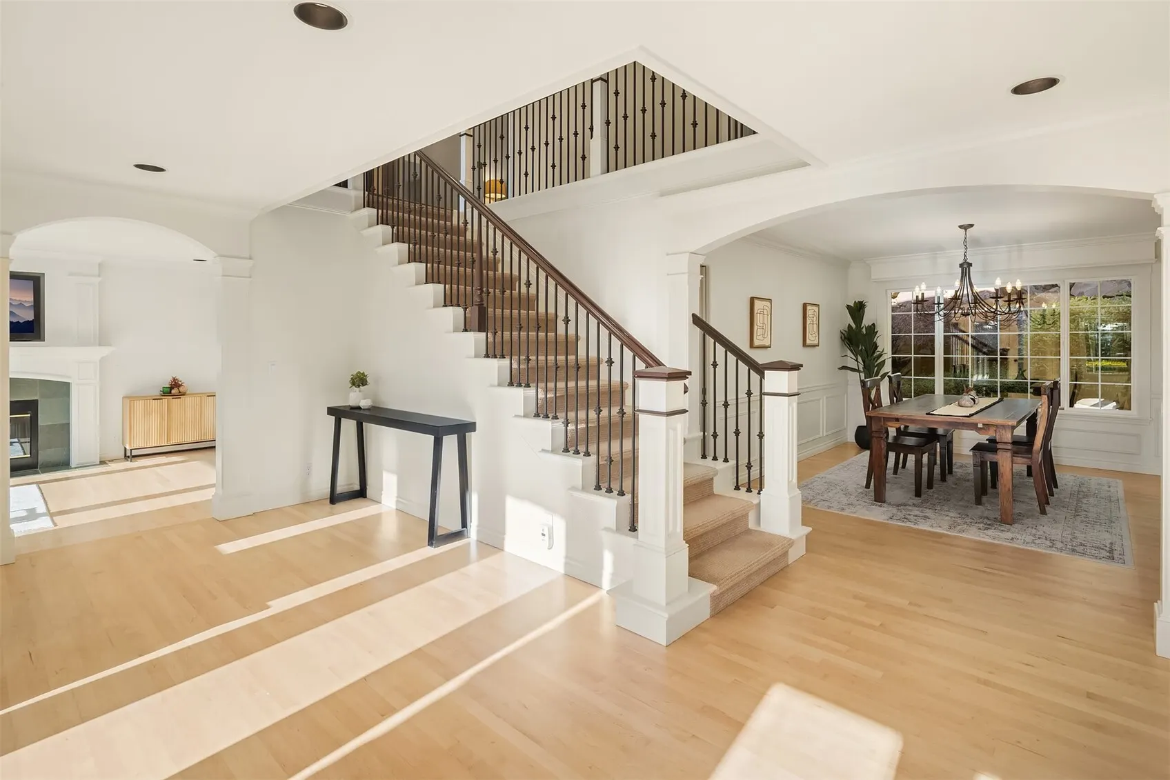 20230 NE 18th Place , Sammamish, WA 98074