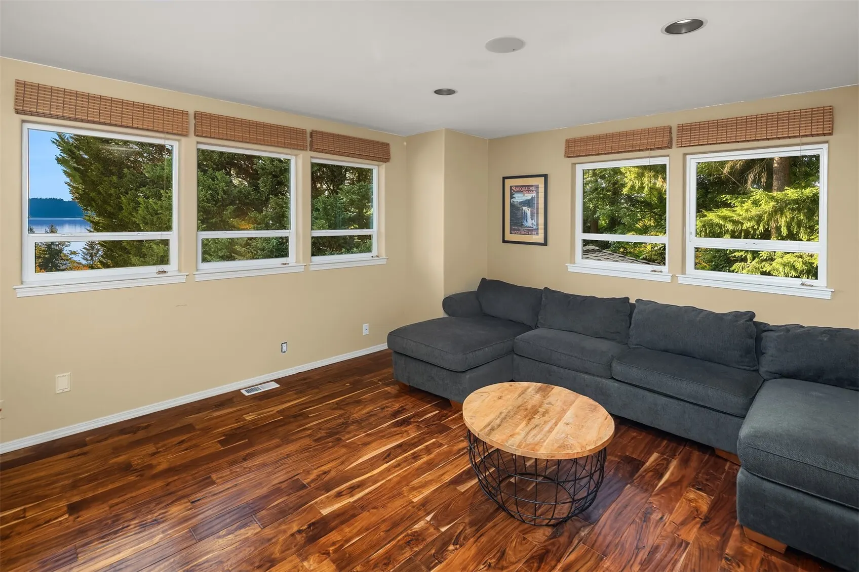 20230 NE 18th Place , Sammamish, WA 98074